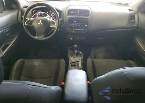 2015 Mitsubishi Outlander Sport Es z USA, uszkodzony, nr VIN 4A4AP3AU3FE057798